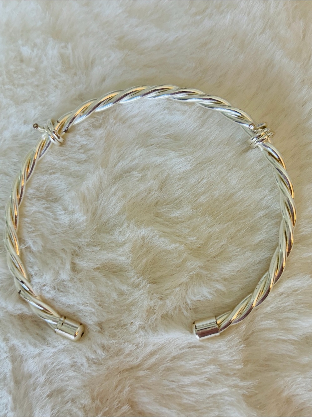 Montana Silver Jewelry Classic Twisted Open Bangle Bracelet in Silver